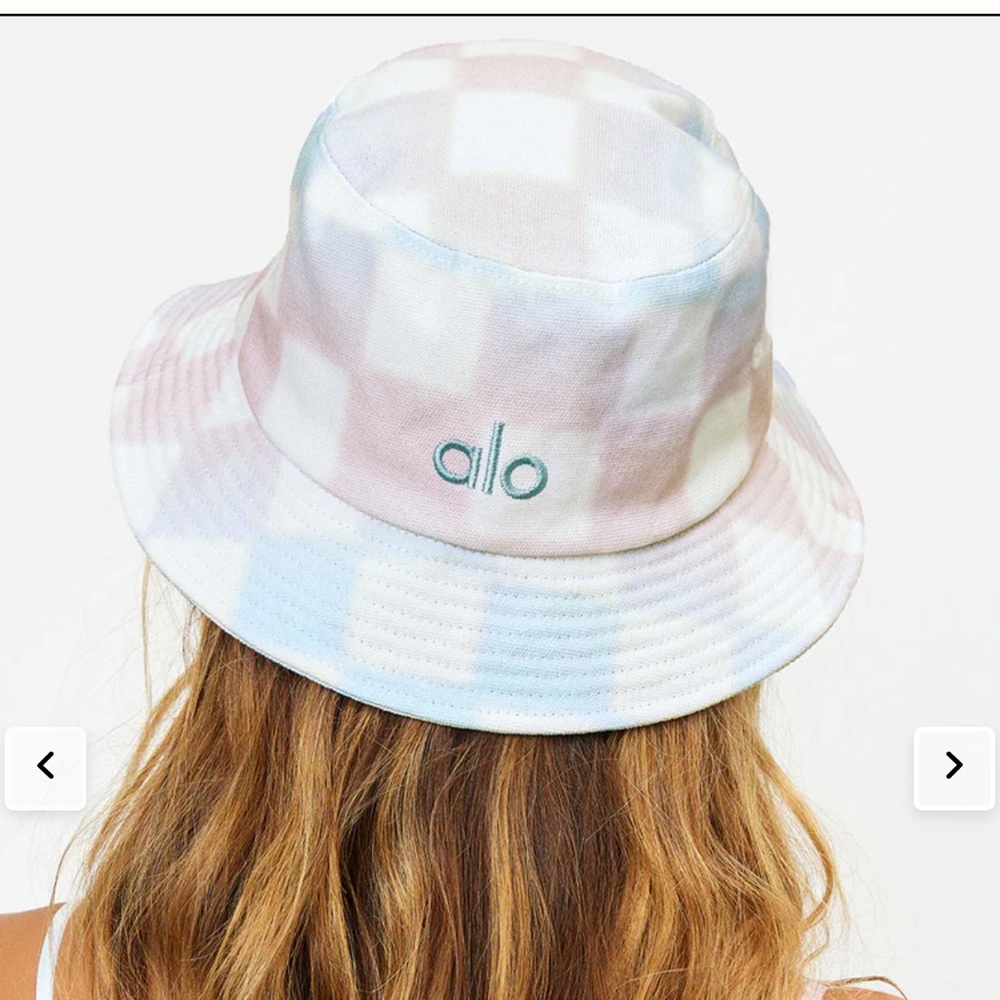 frankies x alo bucket hat nwt